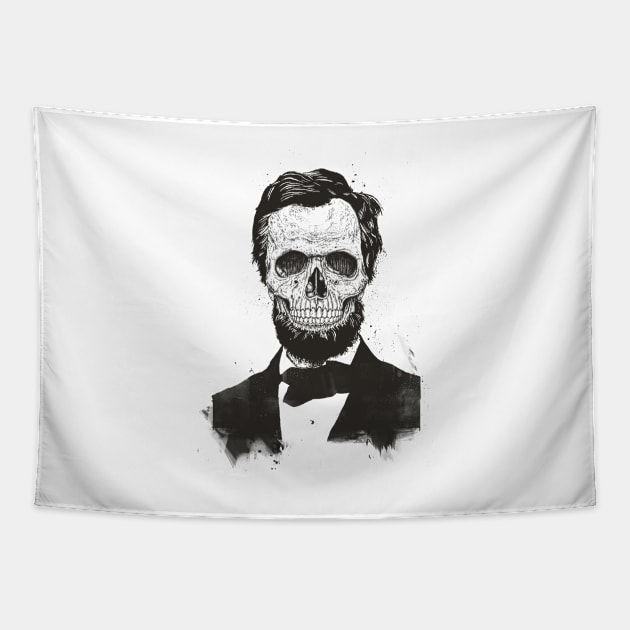 Dead Lincoln (b&w) Tapestry by soltib