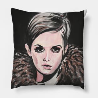 Twiggy Pillow