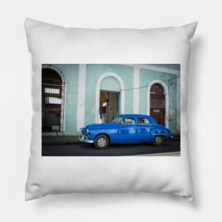 American car from the 50's in Havana, Cuba Pillow