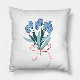 Beautiful spring bouquet Pillow