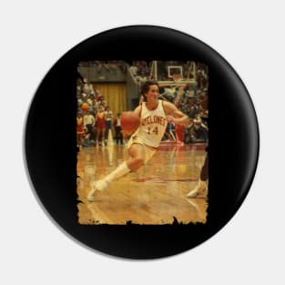 Jeff Hornacek - Vintage Design Of Basketball Pin