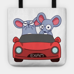 Mouse taking the driving license exam Tote