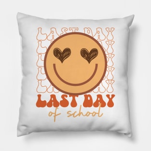 Sign My T-shirt! Last Day Of School Pillow