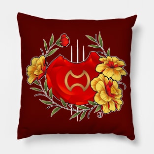 Warrior from FF14 Job Crystal with Flowers T-Shirt Pillow