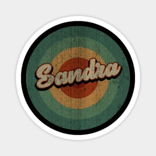 Circle Retro Vintage Sandra Magnet