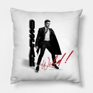 Oscar Isaac (Oscar... wild!) Pillow