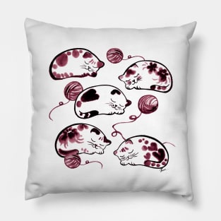 Sleeping cats with wool ball (red) Pillow