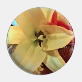 Cream Colored Lily - Autumn Bouquet - Flowers Pin