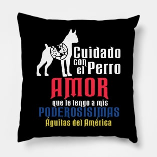 Cuidado con el Perro Amor Pillow