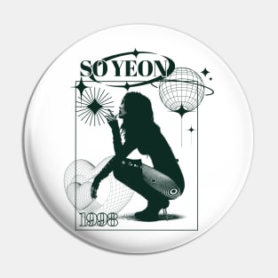 Soyeon queen design Pin