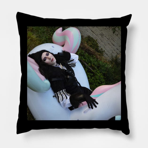 REQUESTED Yennefer + Unicorn Pillow by Gekroent