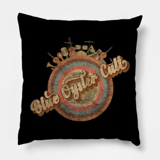 Tour Music Designs Vintage Retro - Blue Oyster Cult Pillow