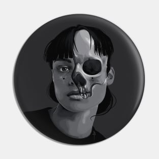 SKULL WOMAN Pin