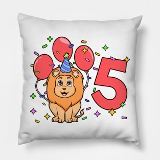 I am 5 with lion - kids birthday 5 years old Pillow