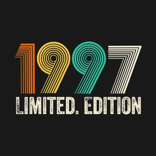 Vintage 1997 Birthday Retro 1997 For Men Women born in 1997 T-Shirt