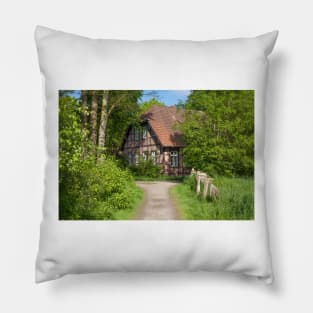 Bremen; Bremen-North, way; Schoenebeck; House; half-timbered house; Bremen Switzerland Pillow