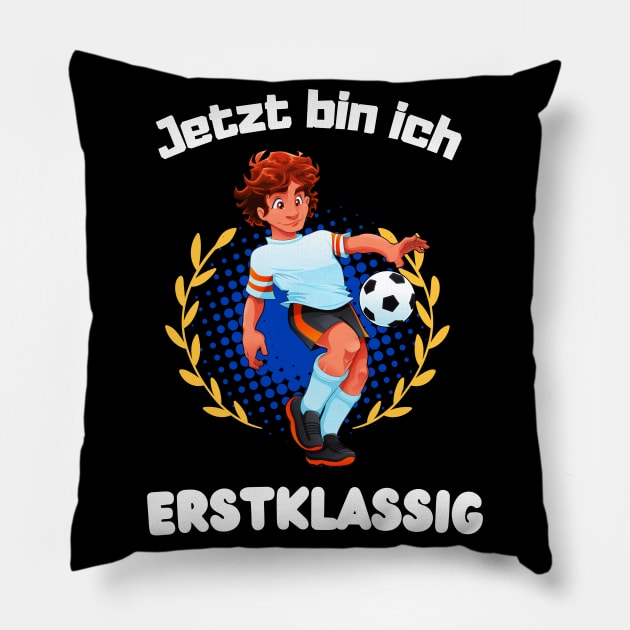 Erstklassig Kinder Schule Fußball Fußballspieler Pillow by Foxxy Merch