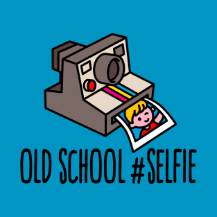 #selfie old school funny instant camera Hipster T-Shirt