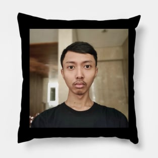 ghozali everyday photo Pillow