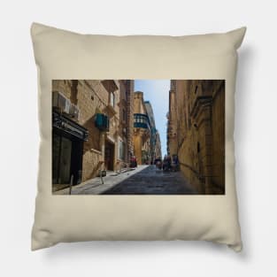 Coffee Morning in Valletta Pillow