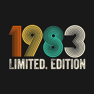 Vintage 1982 Birthday Retro 19 1980  Men Women born in 1981 Birthday Retro 1982 -  For Men Women born in 1981 T-Shirt