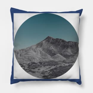 Mountainsape (night edition) Pillow