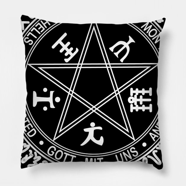 Hellsing Pillow by tsukyuo