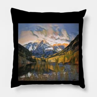 Colorado Maroon Bells Pillow