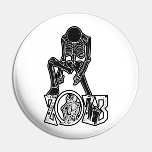 SKULL NEW YEAR 2023 BLACK Pin