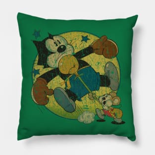 FELIX THE CAT BOXING -  RETRO STYLE Pillow