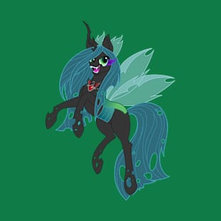 Queen Chrysalis Alicorn Amulet T-Shirt