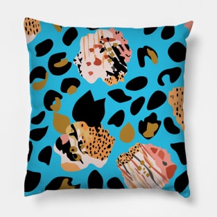 Modern abstract rose and leopard texture Pillow