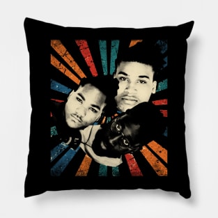 sketc vintage dela soul Pillow