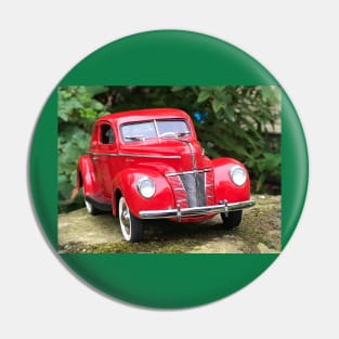 US 1950’s car fixed head coupe Pin