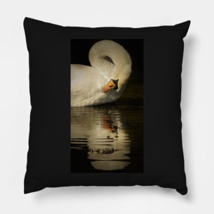 THE UGLY DUCKLING Pillow