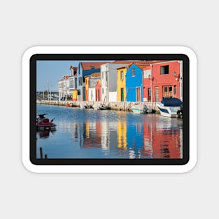 Water canal dock in Aveiro, Portugal Magnet