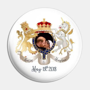 Royal Wedding Kiss, Harry+Meghan Pin