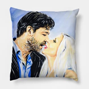 Russell Crowe & Danielle Spencer Pillow