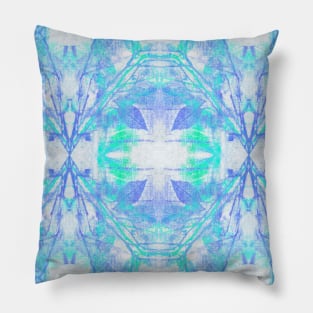 Natural Snowflake Pattern Pillow