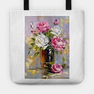 Bouquet of delicate roses Tote