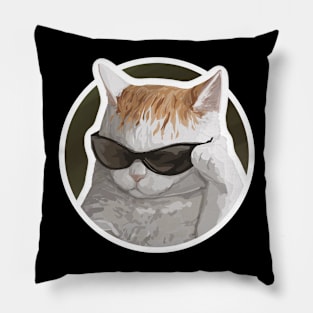 Cool cat round Pillow