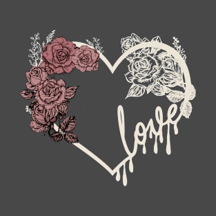 Love heart and roses dark romantic design in ivory T-Shirt