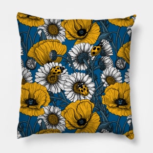 The meadow in yellow and blue Pillow