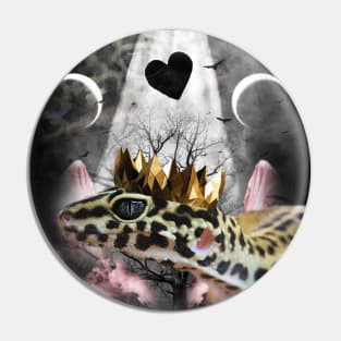 Goth Leopard Gecko With Crown Head Piece Pin