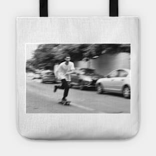 B/w skate 4 Tote