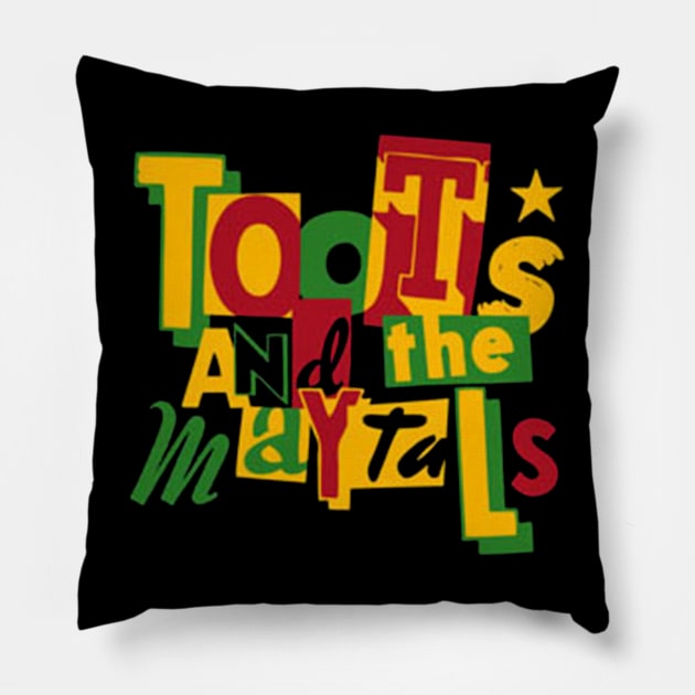 TOOTS AND THE MAYTALS Pillow by rahobisona