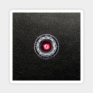 Red lens Magnet