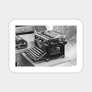 Underwood typewriter Magnet