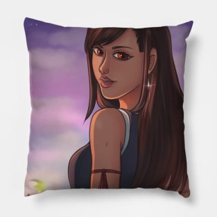 Sunset Beauty - Tifa lockhart Pillow