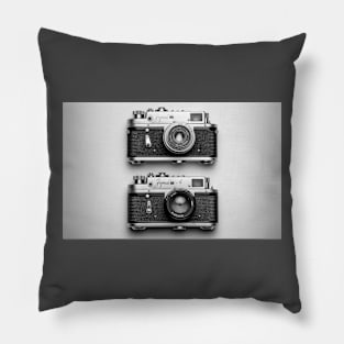 EYES Pillow